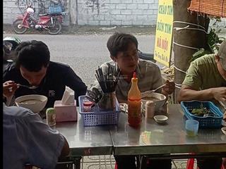 Sang quán cháo lòng hà nội khu 434