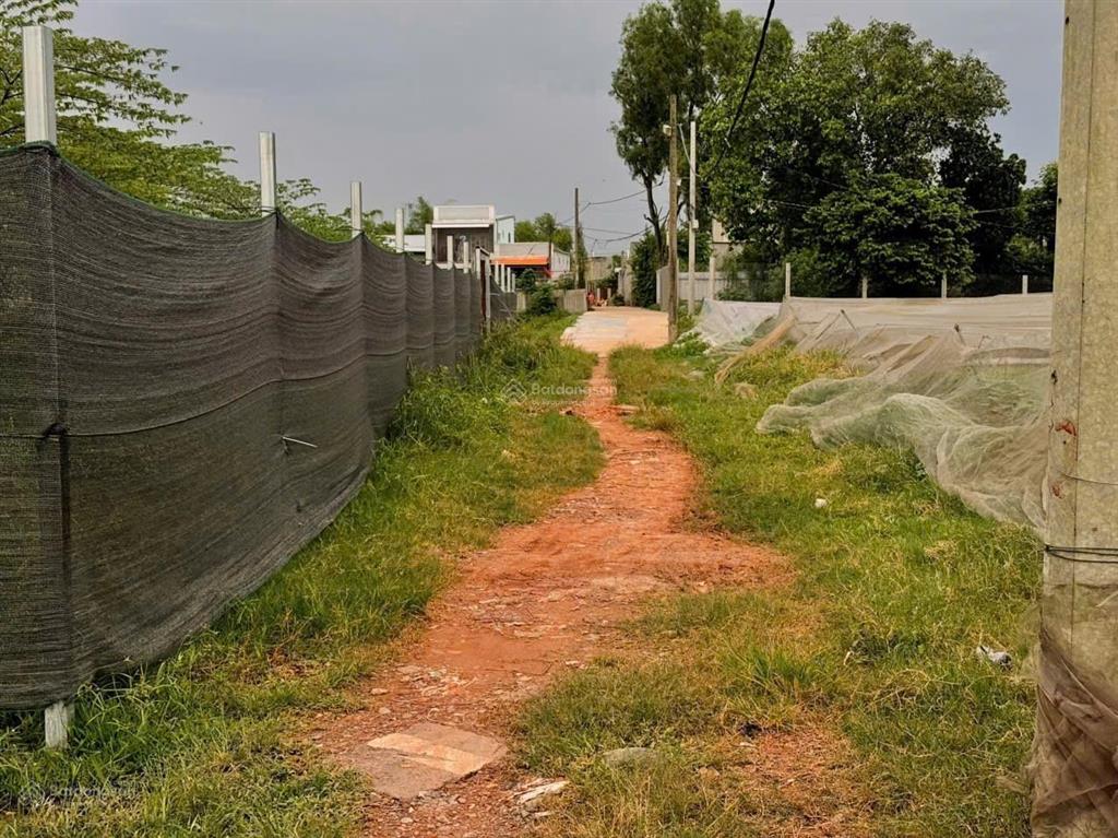 Chỉ hơn 4 tr/m2 đất mặt trần hải phụng bình chánh 7400m232 tỷ