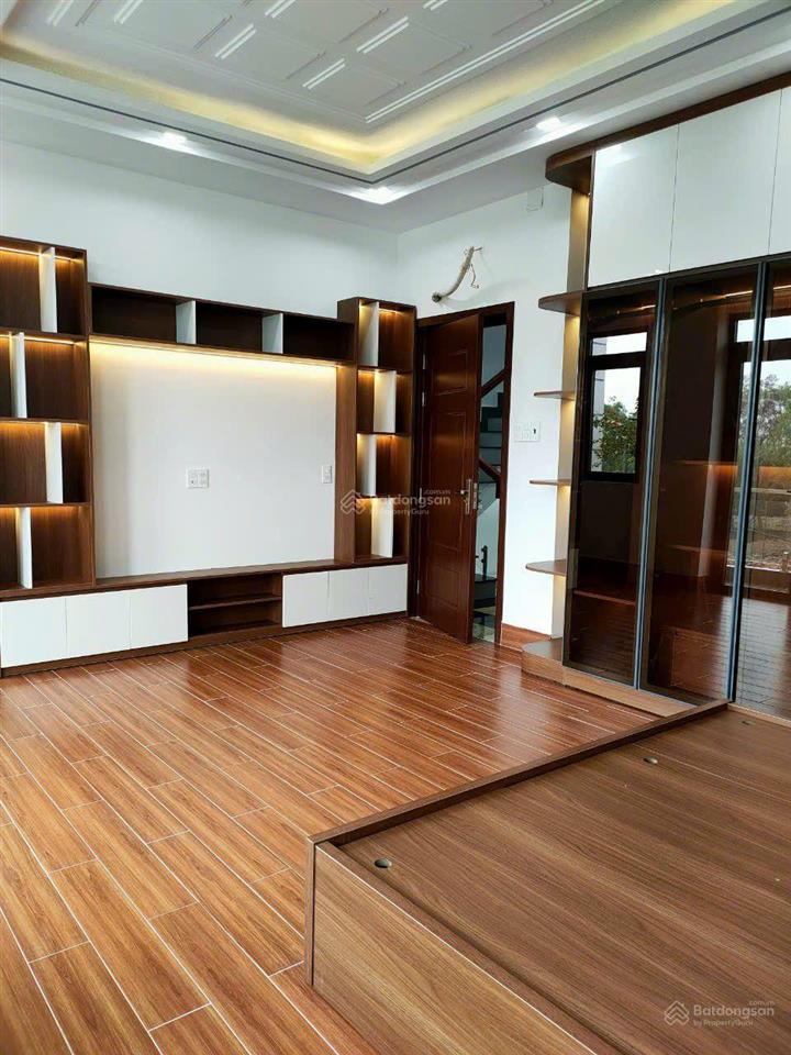 Hailongreal nhà bán 8,9 tỷ, dt 7*14m, 4 tầng, mới 100%, nguyễn văn tạo, gần trường lái thành công