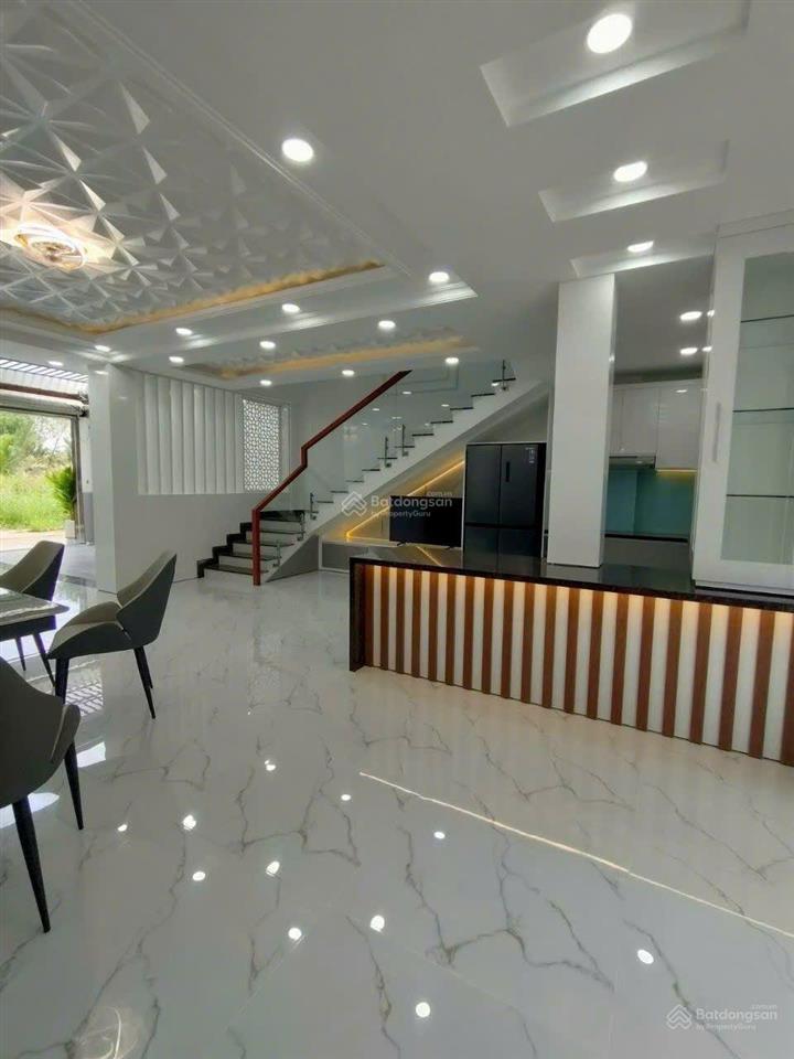 Hailongreal nhà bán 8,9 tỷ, dt 7*14m, 4 tầng, mới 100%, nguyễn văn tạo, gần trường lái thành công