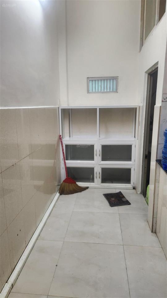 Cho thuê nhà mặt phố đẹp tại 69/8 nguyễn công hoan, 12 triệu vnd, 80m2