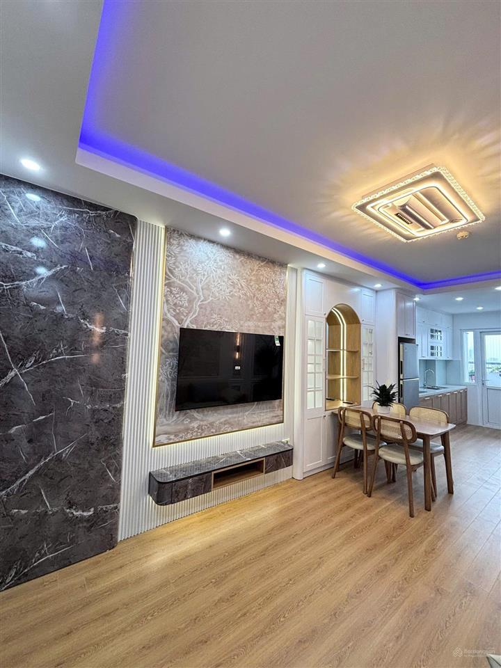 Tôi chính chủ cần bán nhanh căn hộ 58,5m, 2pn/2wc full tại30t1 nam trung yên trước tết.