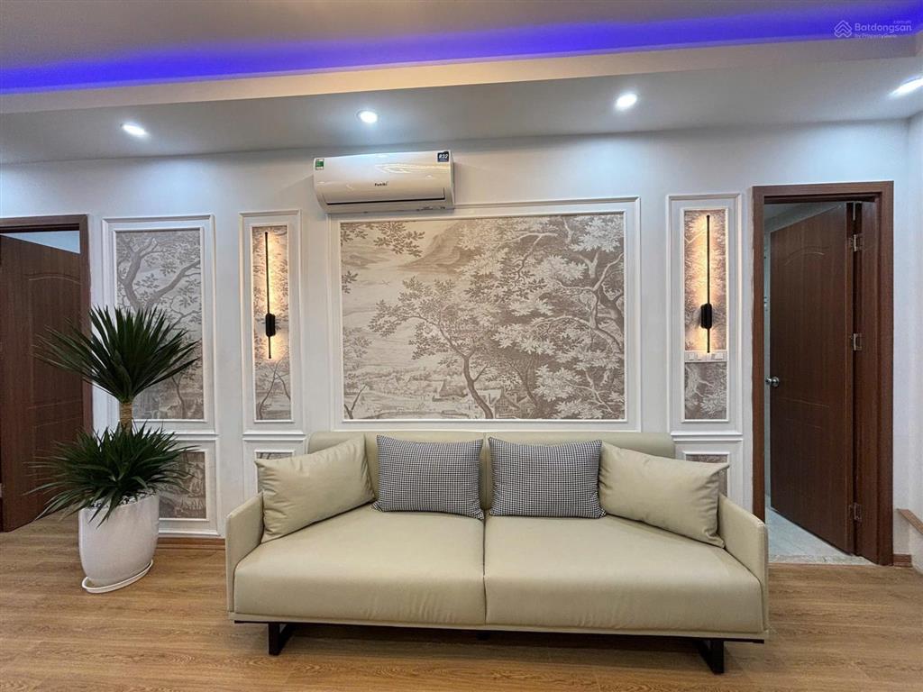 Tôi chính chủ cần bán nhanh căn hộ 58,5m, 2pn/2wc full tại30t1 nam trung yên trước tết.