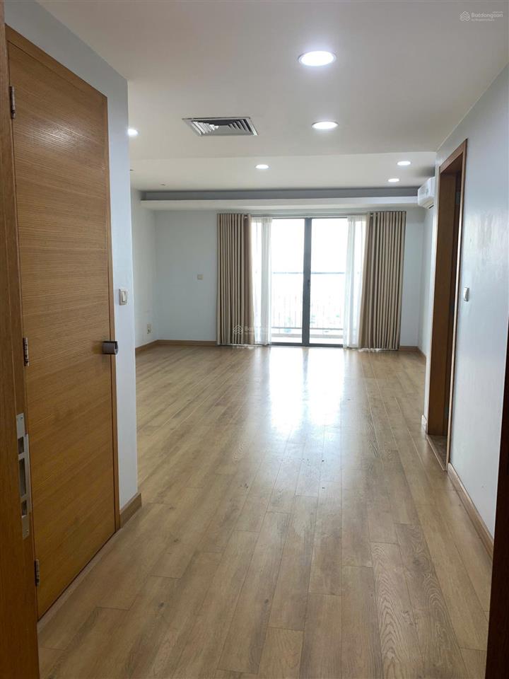 Do không có nhu cầu sử dụng, nhà em cần bán căn hộ 03 phòng ngủ tại tháp a.