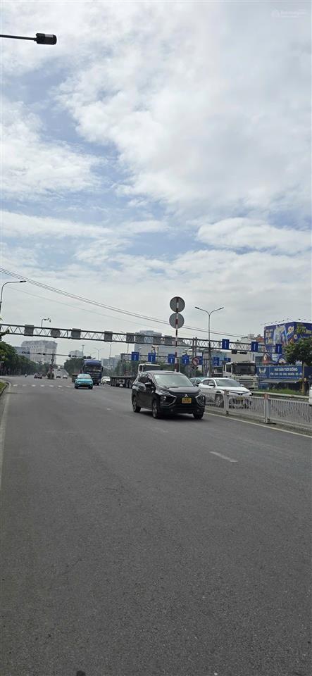 100 tr/m2 bán nhà 10x37m mặt tiền nguyễn văn linh gần nguyễn thị thập, nhà ga tuyến bến thành cg