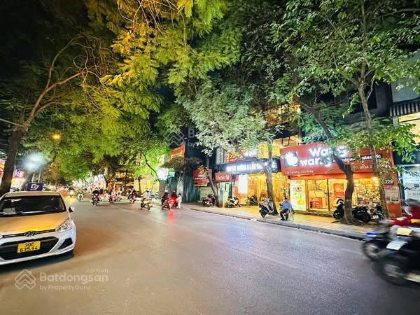 Biệt thự 226m2 kđt xa la zá đầu tư mặt tiền khủng 11m vỉa hè kinh doanh