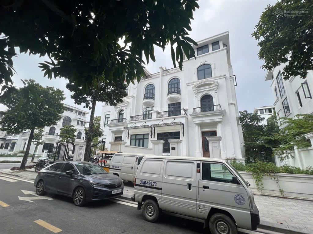 Chính chủ tôi cần bán gấp biệt thự kdt louis city hoàng mai, diện tích 266.8m², giá thoả thuận