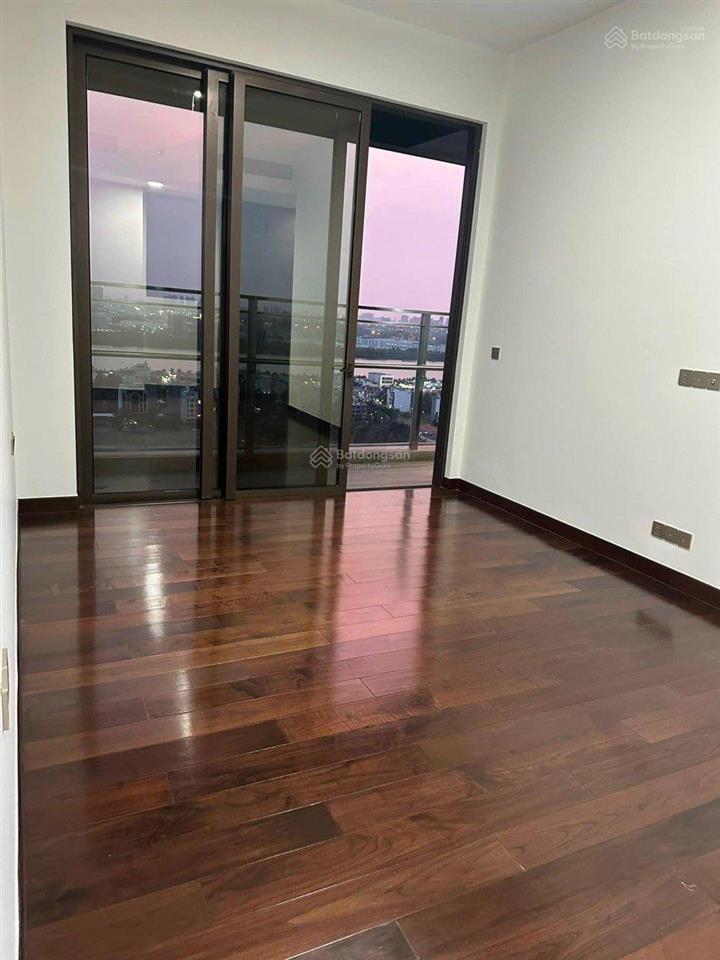 Define bán căn 4 phòng ngủ view trực diện sông