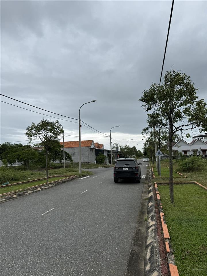 Cần tiền bán gấp lô đất tđc ninh long , phù hợp đầu tư , diện tích 200 m2,   0926 895 ***