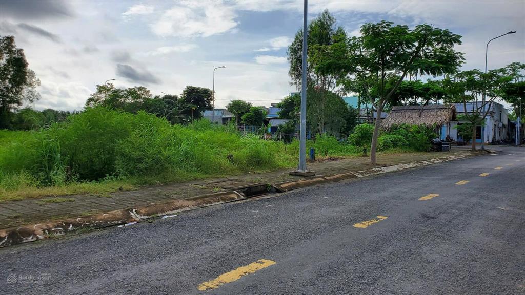 Chính chủ bán 89.3m2 thổ cư, đường 3m (quy hoạch 6m), cách đường rừng sác 200m, bến bình khánh 2km