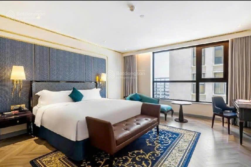 Bán tổ hợp khách sạn và căn hộ cao cấp 6 sao tại hà nội, lô góc, mặt hồ