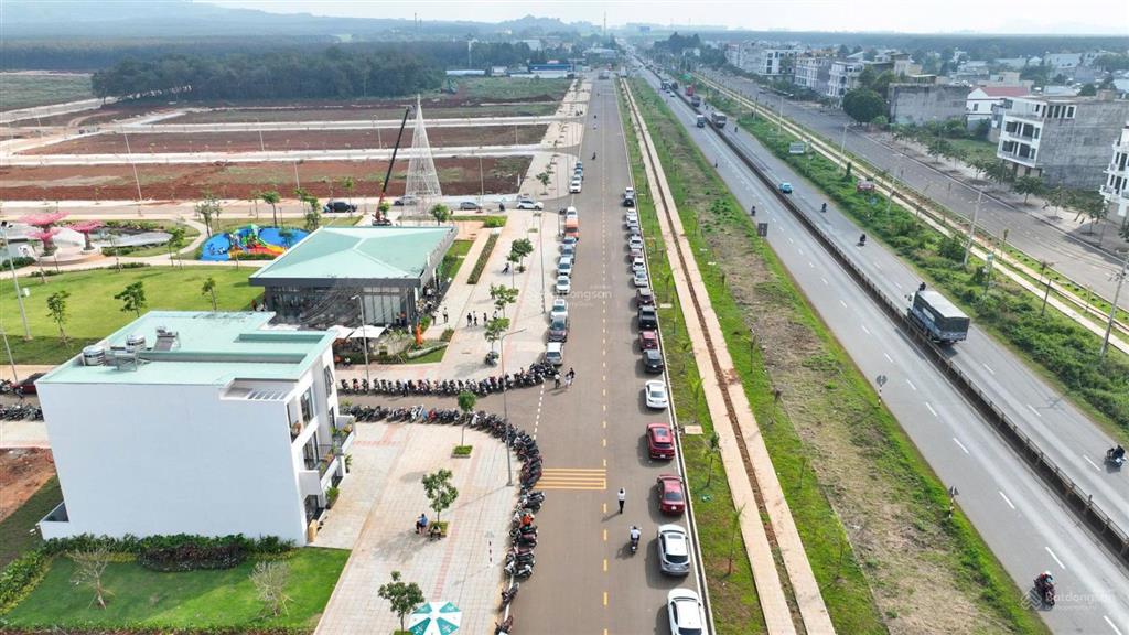 Đất nền trung tâm hành chính dầu giây  mặt tiền ql1a  chỉ từ 16tr/m2