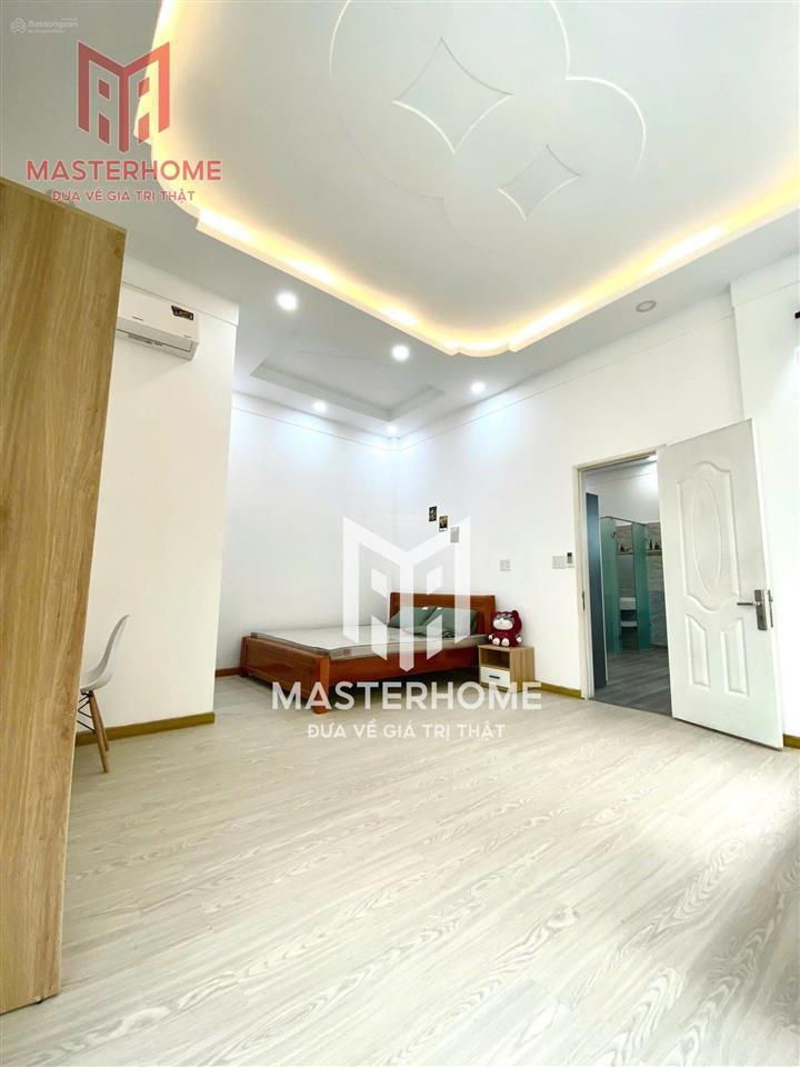 Cho thuê căn 2 phòng ngủ 2 wc cực thoáng mát, rộng rãi, vị trí ngay trung tâm thành phố