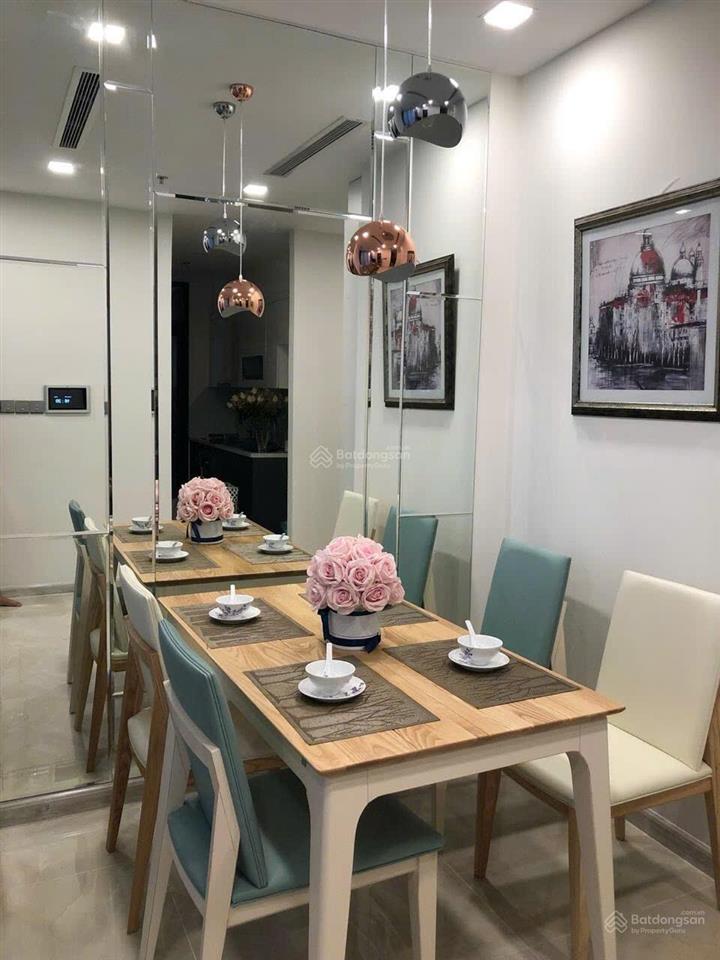 Vinhomes golden river bason 2br view sông sg