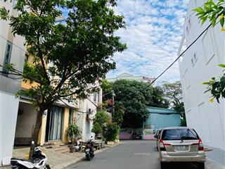 9,15 tỷ  nhà góc 2mt đường  76m2 full thổ cư đường số trần não