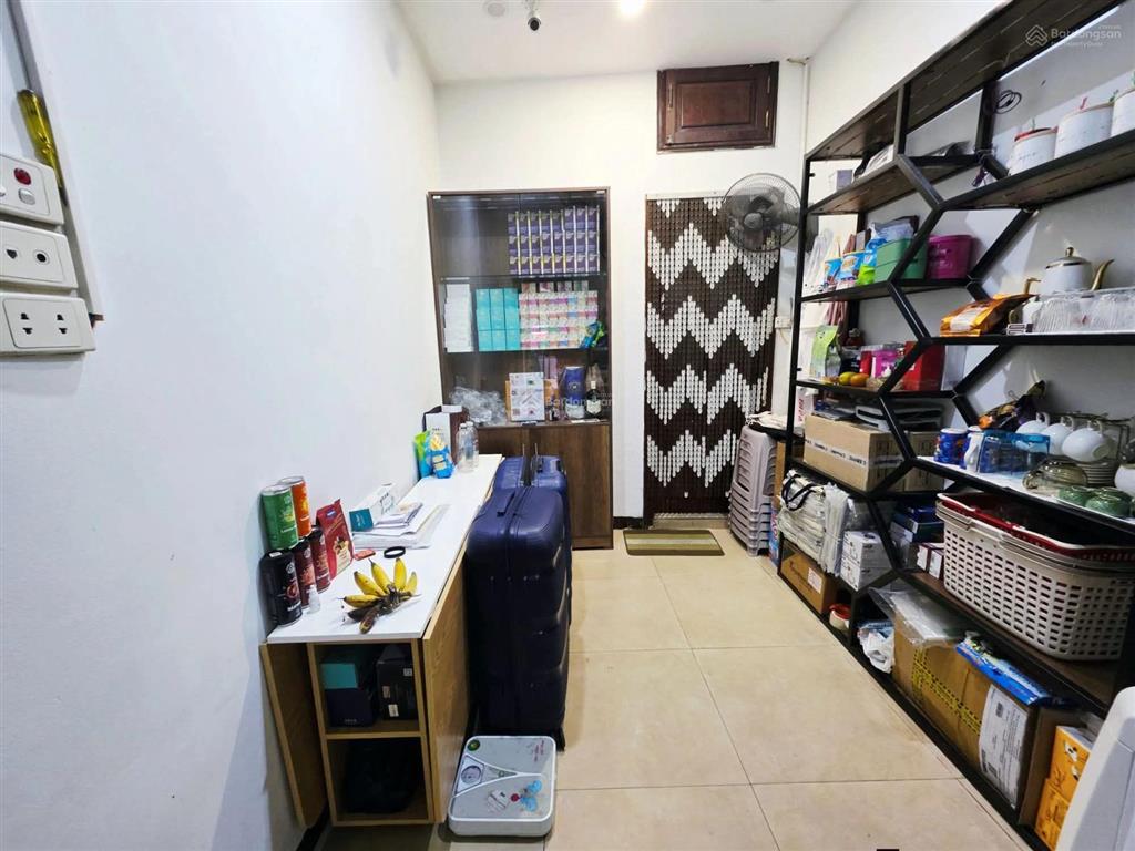 Bán nhà mặt phố hàng gà 32m hàng siêu hiếm trung tâm hoàn kiếm