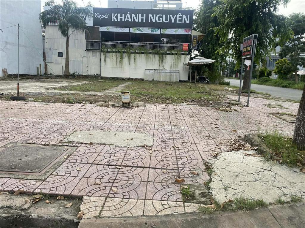 Chính chủ cần bán 4 lô góc 2 mặt tiền đường hùng vương, phường 6 thành phố tân an tỉnh long an