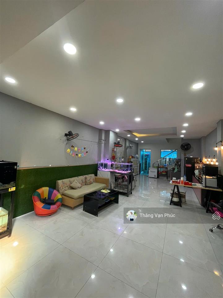 Chủ giảm 1 tỷ 5m giá 16 tỷ x bán nhanh, đối diện trường học emasi chiết khấu, đầu tư tốt, cho thuê