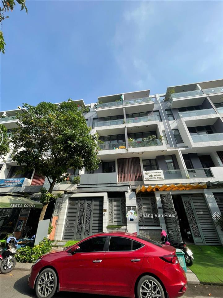 Chủ giảm 1 tỷ 5m giá 16 tỷ x bán nhanh, đối diện trường học emasi chiết khấu, đầu tư tốt, cho thuê