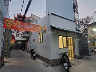 Mặt tiền 4m, lô góc , qua cầu thị nghè là tới  giá 3,6 tỷ