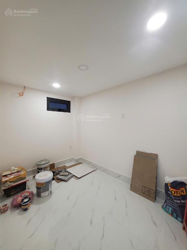 Mặt tiền 4m, lô góc , qua cầu thị nghè là tới  giá 3,6 tỷ