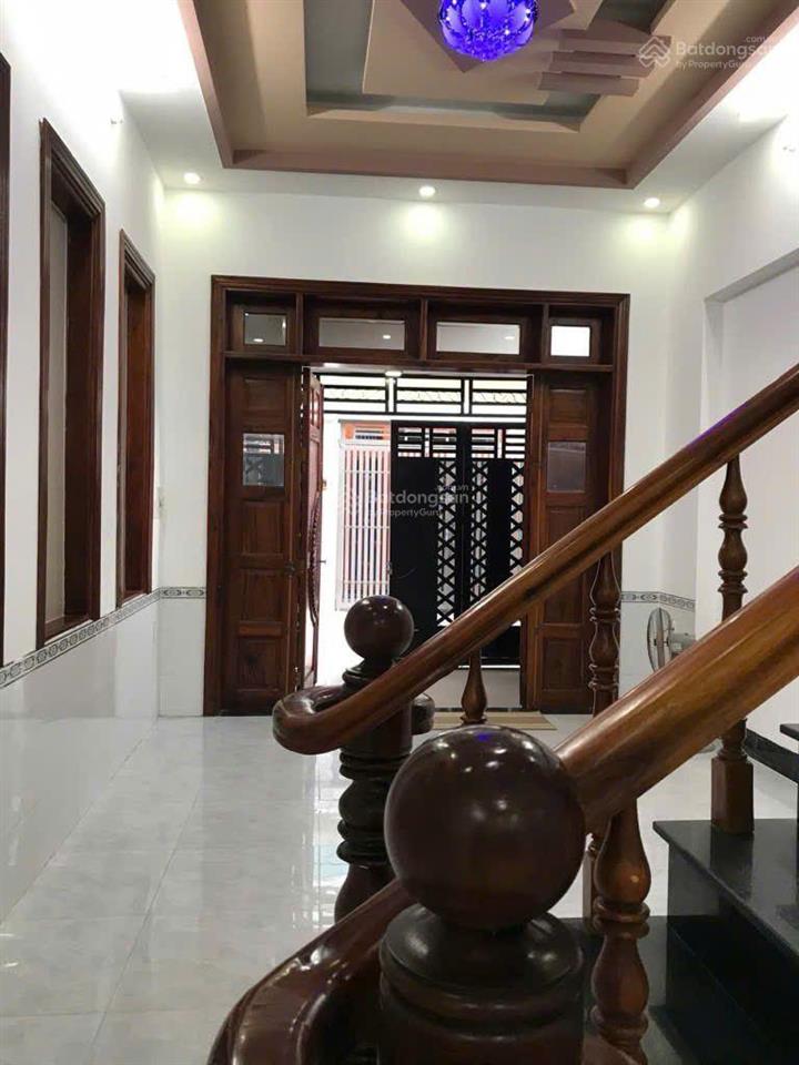 Nhà đẹp 3tầng  hxh 5m  cách 100m ra dương đình hội  p, phước long b q9  giá 7.58tỷ.