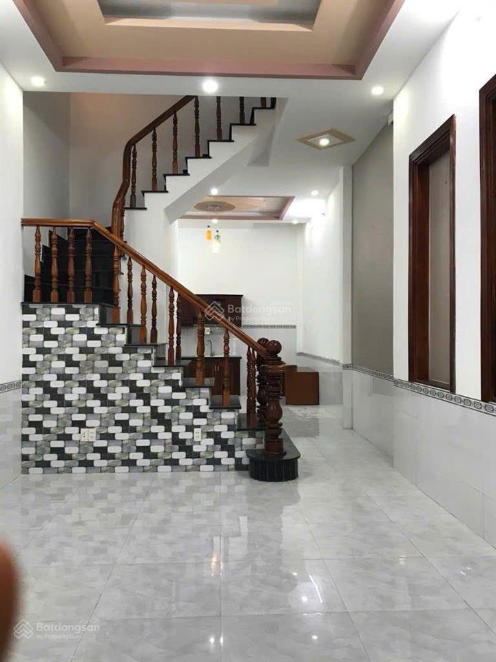 Nhà đẹp 3tầng  hxh 5m  cách 100m ra dương đình hội  p, phước long b q9  giá 7.58tỷ.