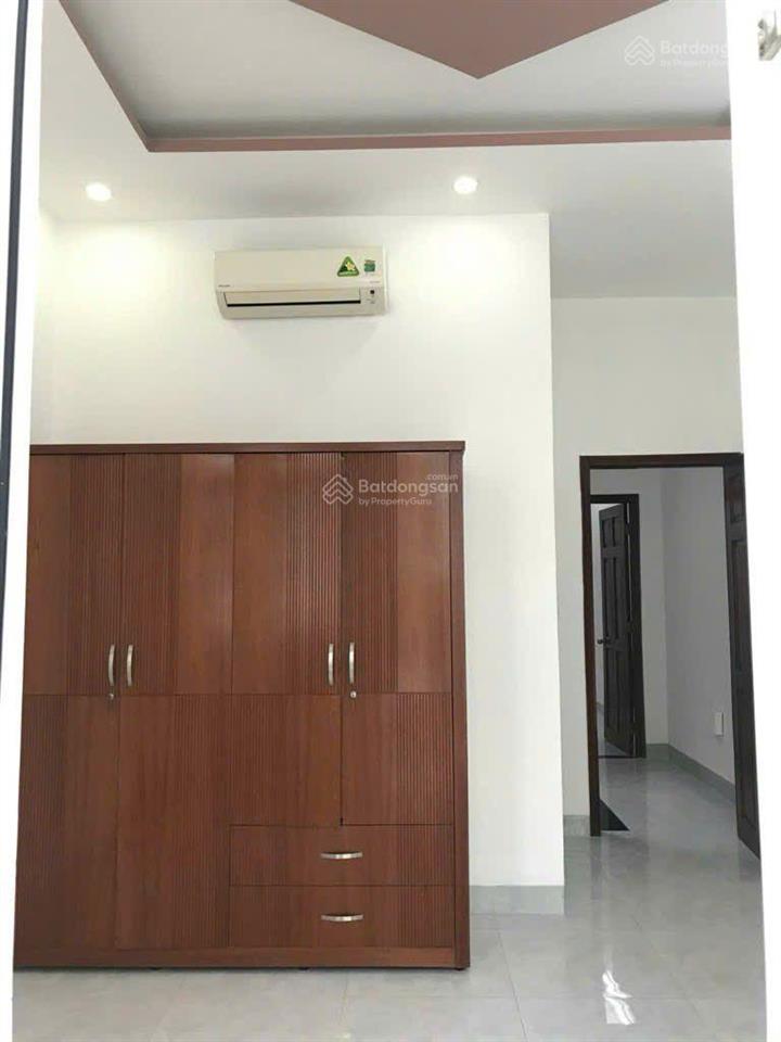 Nhà đẹp 3tầng  hxh 5m  cách 100m ra dương đình hội  p, phước long b q9  giá 7.58tỷ.