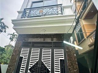 Nhà mới tinh, lô góc, ô tô đỗ cửa, tây mỗ, nam từ liêm, dt 40m2, 5 tầng