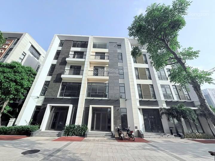Bán shophouse gđii khu k starlake 98 m2 5 tầng mặt đường 50m view hồ