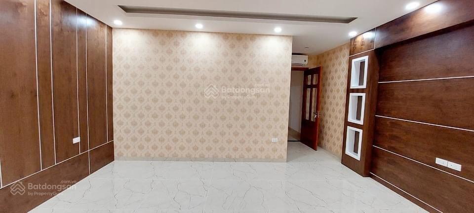 Bán nhà sát nguyễn văn huyên, cầu giấy 46m2, 9 tỷ, mặt tiền 6m, thang máy, view hồ tây