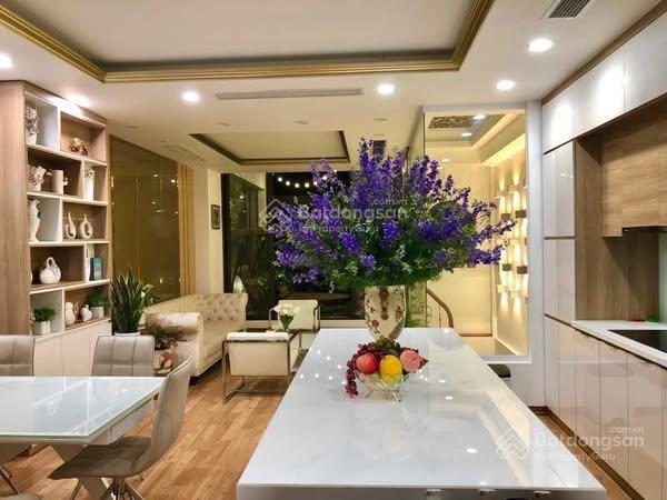 Bán nhà khúc thừa dụ, cầu giấy 46 m2, hơn 9 tỷ, 8 phòng, mặt tiền 6m, mới đẹp long lanh, thang máy