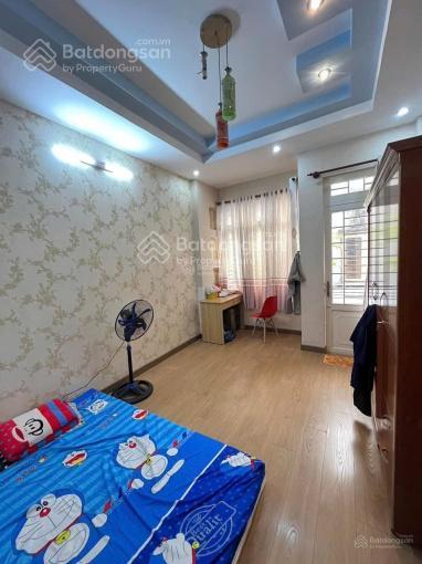 Nhà phố 3 tầng 4pn, đường 77 phường tân quy q7, dt 3.8m x 16m, ngay trung tâm q7, chỉ nhỉnh 6 tỷ