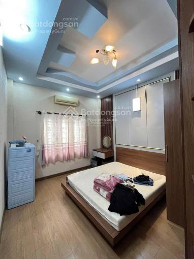 Nhà phố 3 tầng 4pn, đường 77 phường tân quy q7, dt 3.8m x 16m, ngay trung tâm q7, chỉ nhỉnh 6 tỷ