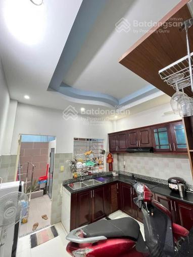 Nhà phố 3 tầng 4pn, đường 77 phường tân quy q7, dt 3.8m x 16m, ngay trung tâm q7, chỉ nhỉnh 6 tỷ