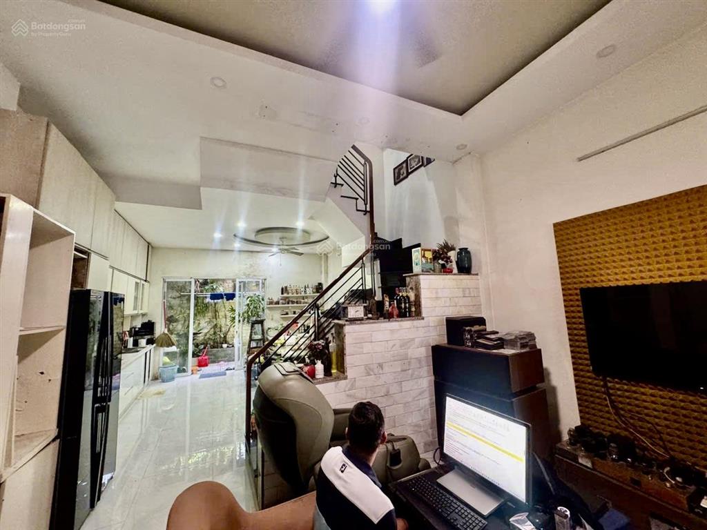 Nhà phố 3 tầng 80.7mét ( 5x16.25 )  gara ôtô  3pn,3wc  lê văn lương, phước kiển, nhà bè  7.5 tỷ