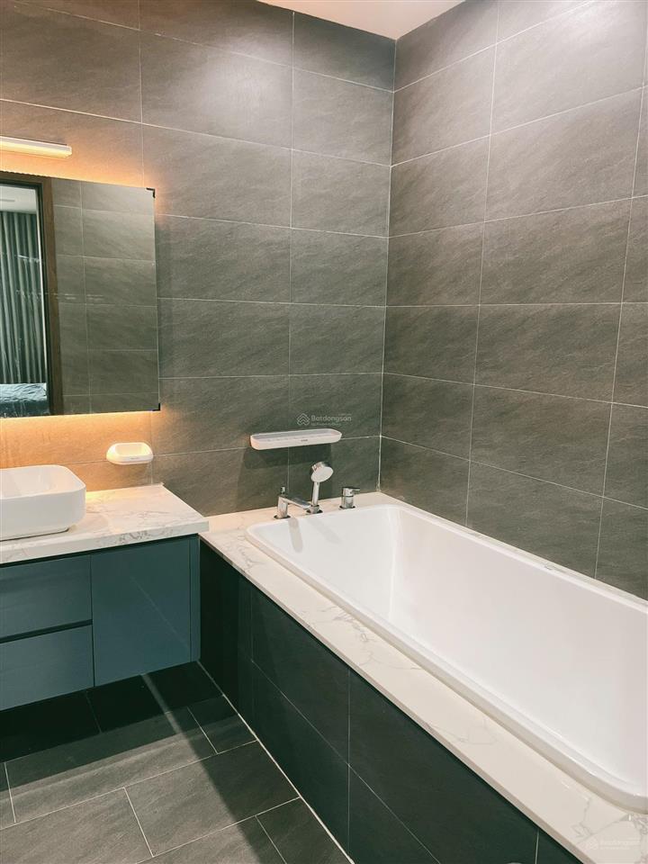 Hot hot còn một căn duy nhất bán 2pn 2vs diện tích 92m2 tại the zei lê đức thọ