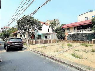 B.á.n 74m2 đất ngọc loan, tân quang ( như quỳnh). đường thông ô tô đánh võng. giáp vin.