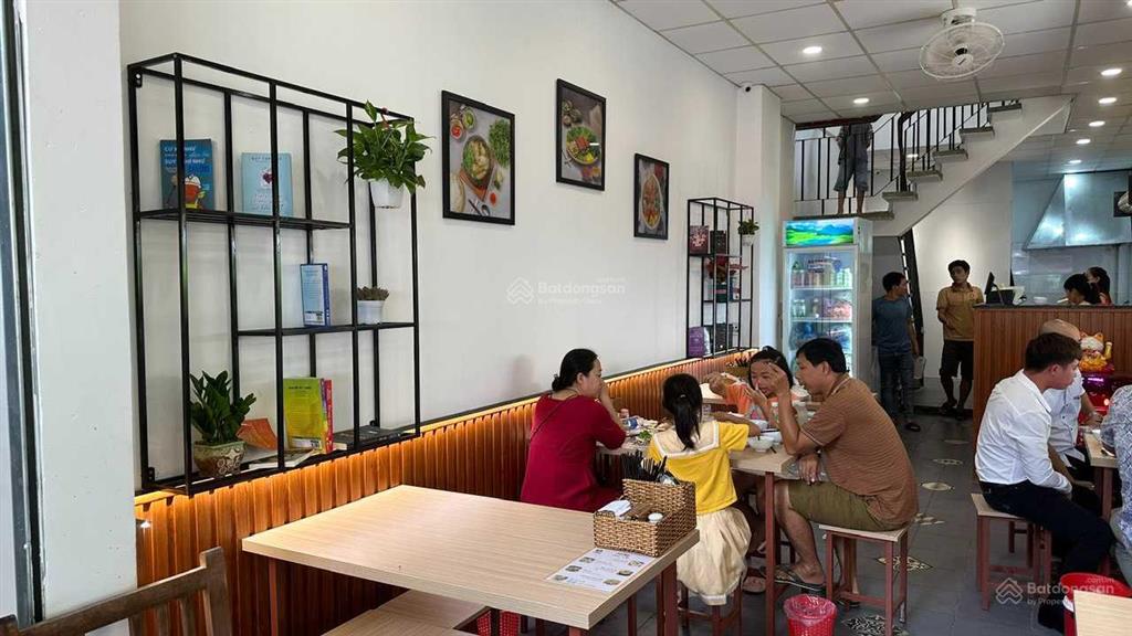 17 tỷ chỉ 150 triệu/m2  mt  bùi đình túy  ngang 6,7m, công nhận 112,7m2  hđt 55 triệu/tháng