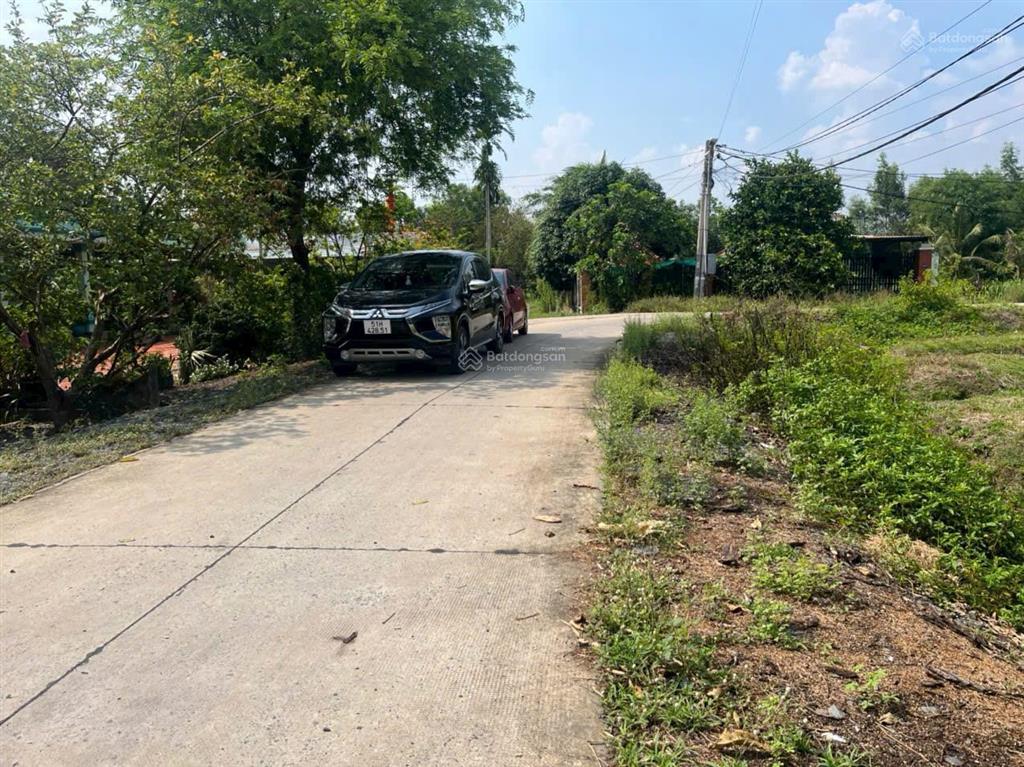 Bán đất tặng kèm căn nhà cấp 4 (dt 101m2) giá 1,25 tỷ. sổ hồng riêng xã phước thạnh.  0902 850 ***