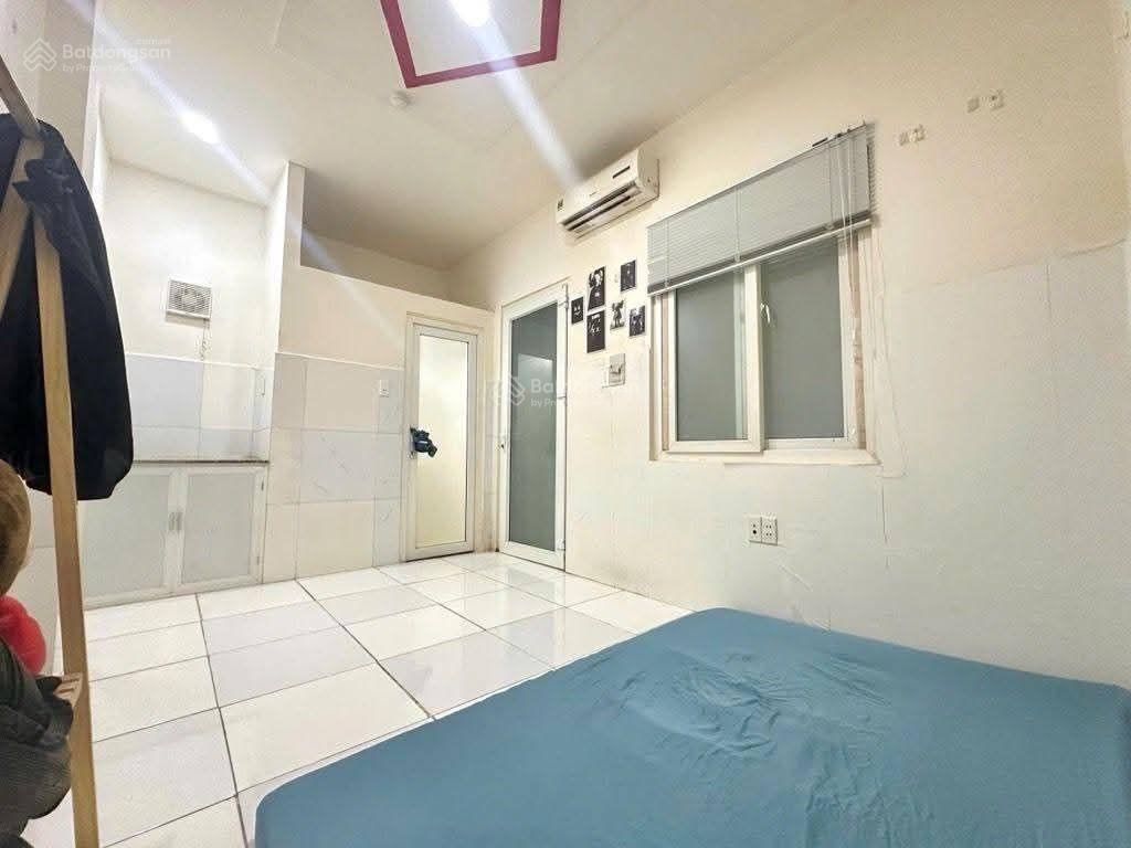 29/12/2025 chủ giảm 500tr giá mới 8ty500 hẻm nhựa 5m xe hơi ngủ nhà ,4 tầng (4x17,3m )dt sàn 221m