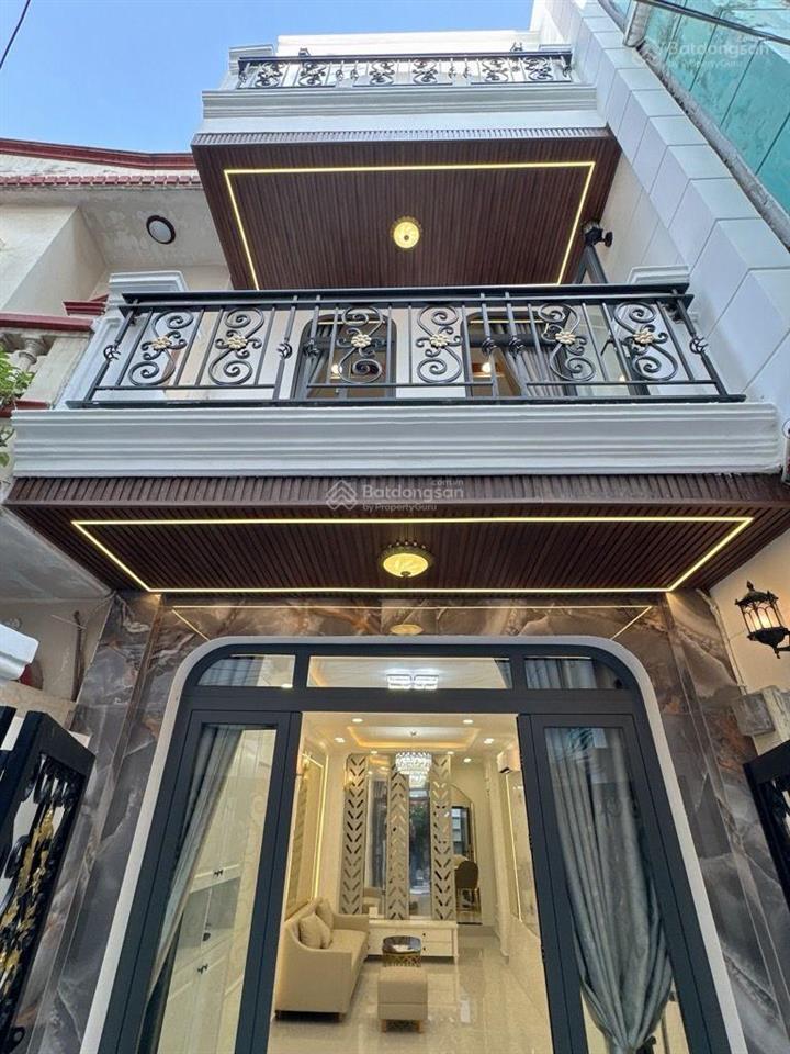 8,99 tỷ  phan xích long  46.7m2  siêu phẩm mới đẹp  4 tầng + mái che thang  hẻm thoáng rộng