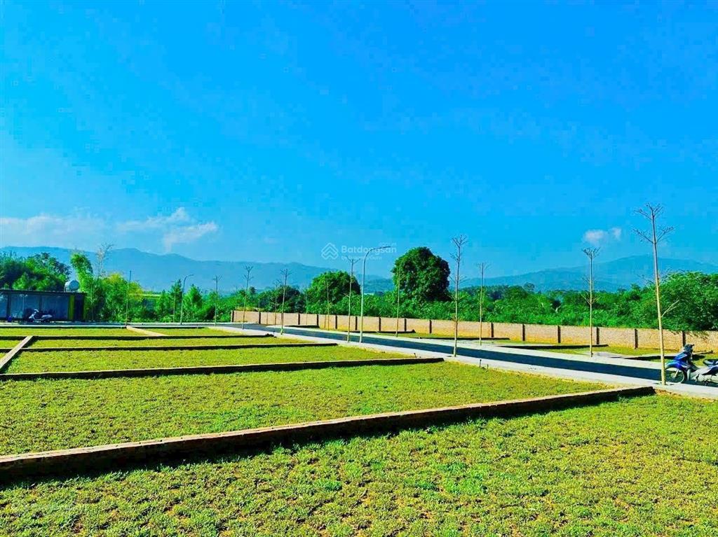 Chính chủ bán đất vai réo  hòa lạc 2.5 tỷ, vị trí đẹp, tiềm năng tăng giá