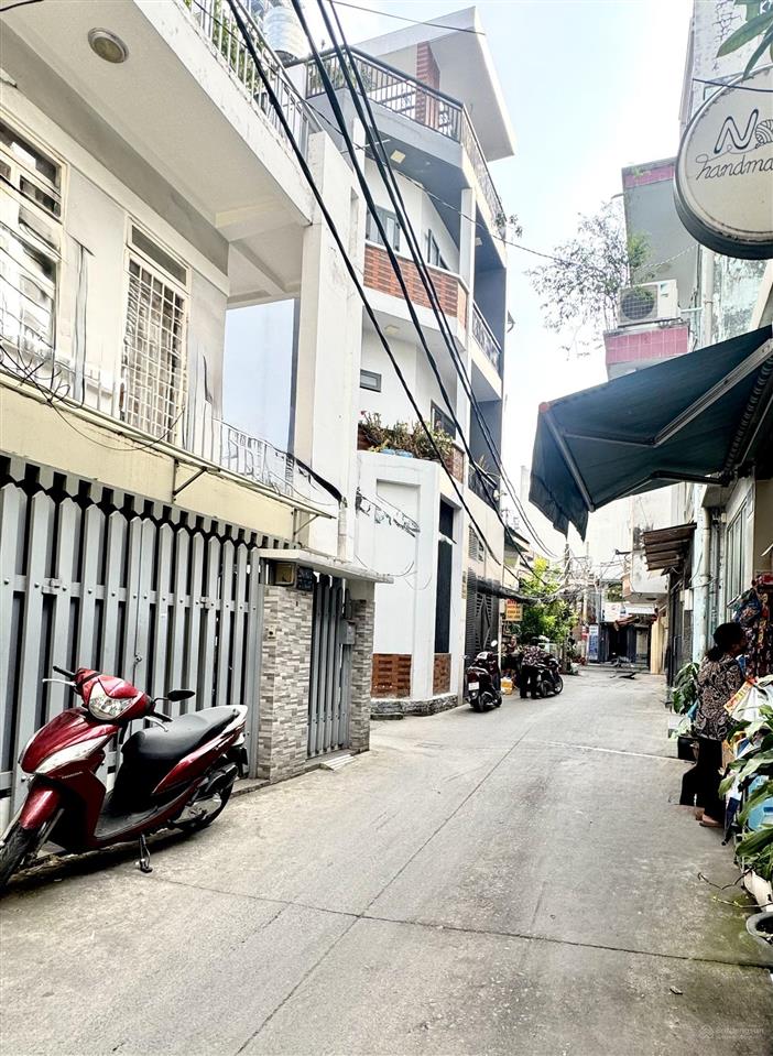 Ngay hàng xanh giáp q1  4tầng (4 x 14) (5p ngủ) hẻm 4m thông  giá chỉ 8.99tỷ