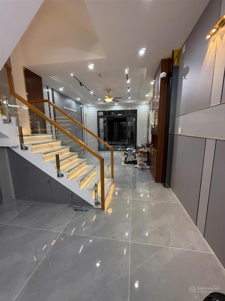 Hailongreal nhà 4.25tỷ, dt 4.2x15m, 4 tầng, mới 100%, lê văn lương nối dài, long hậu, đường 10m