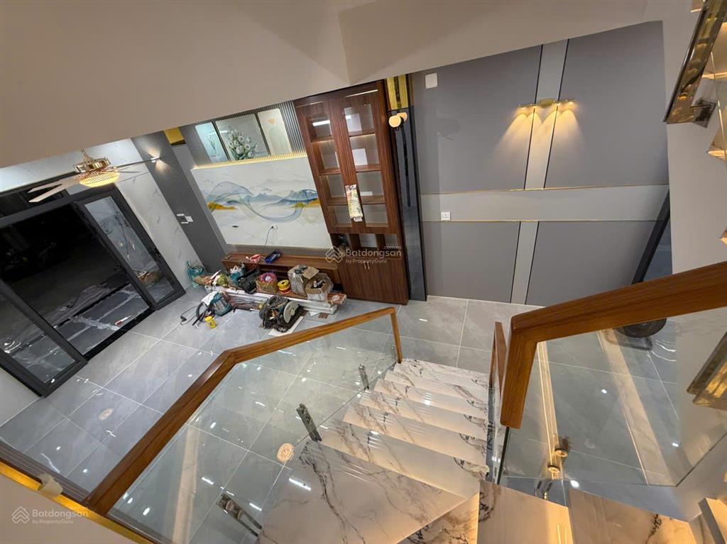 Hailongreal nhà 4.25tỷ, dt 4.2x15m, 4 tầng, mới 100%, lê văn lương nối dài, long hậu, đường 10m