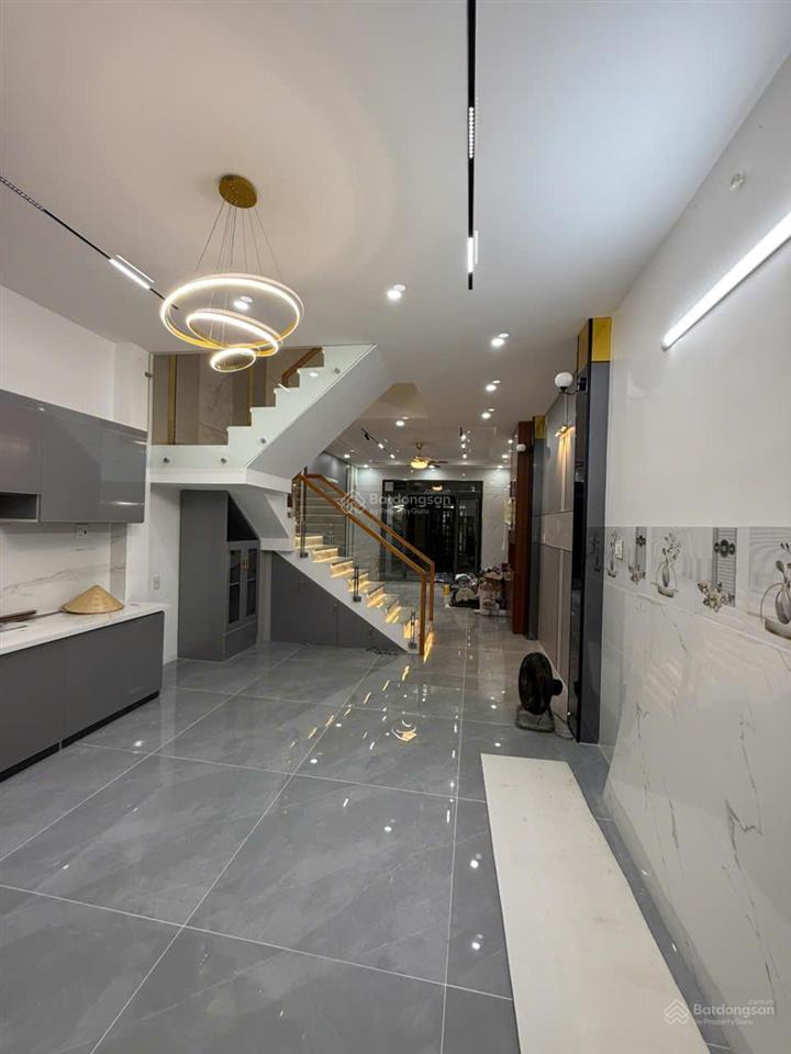 Hailongreal nhà 4.25tỷ, dt 4.2x15m, 4 tầng, mới 100%, lê văn lương nối dài, long hậu, đường 10m