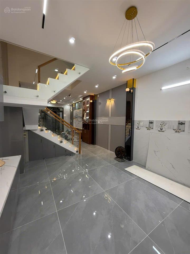 Hailongreal nhà 4.25tỷ, dt 4.2x15m, 4 tầng, mới 100%, lê văn lương nối dài, long hậu, đường 10m