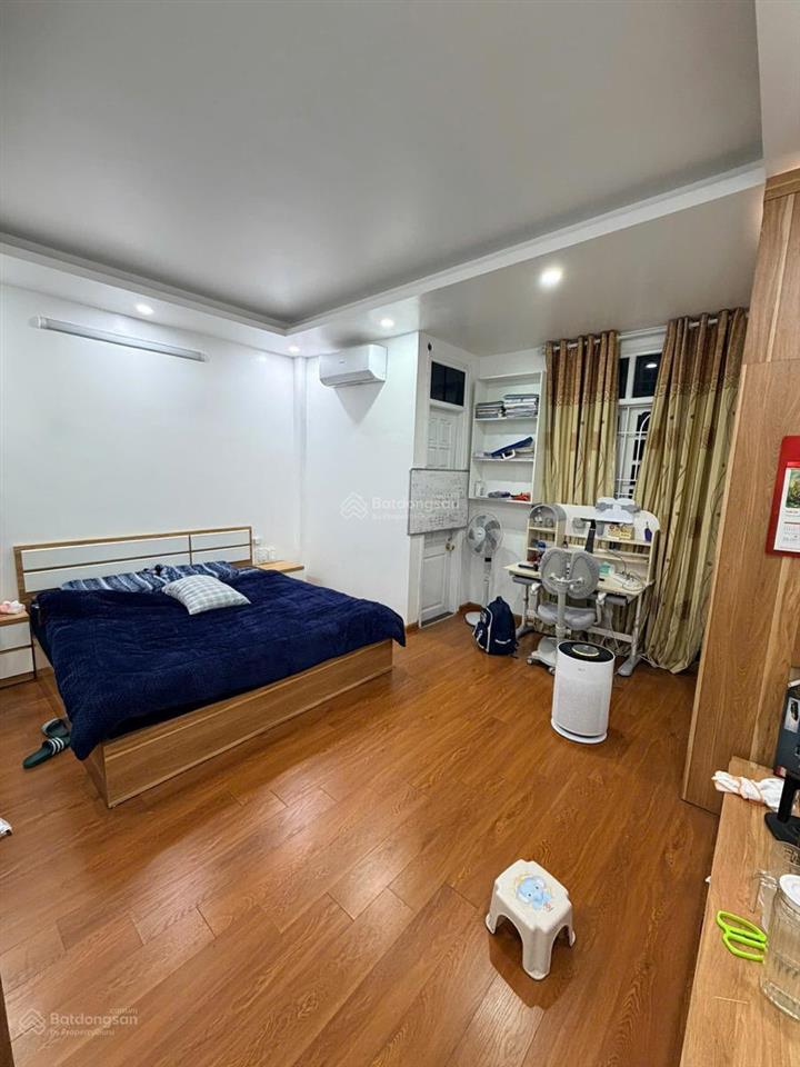 Bán nhà hoàng hoa thám ba đình lô góc 43m x 5t mt 5.6m ngõ thông 12 tỷ