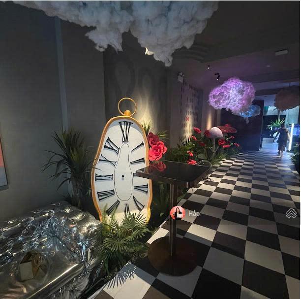 Cho thuê mặt phố hàng buồm, hoàn kiếm 500m2 x 3 tầng, giá 350tr. phù hợp nhà hàng, cafe